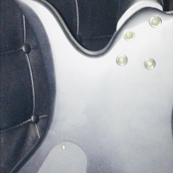 Ibanez guitar - Picture 2 of 2